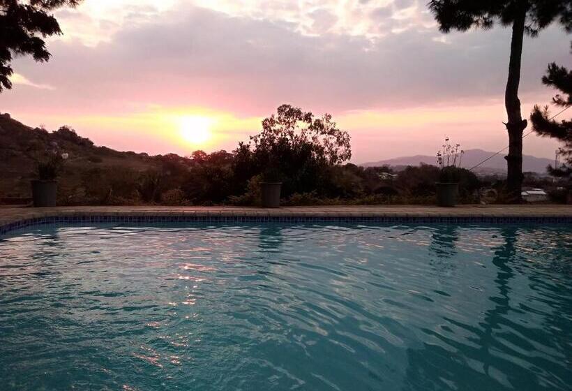 تختخواب و صبحانه Chinyonga Guesthouse