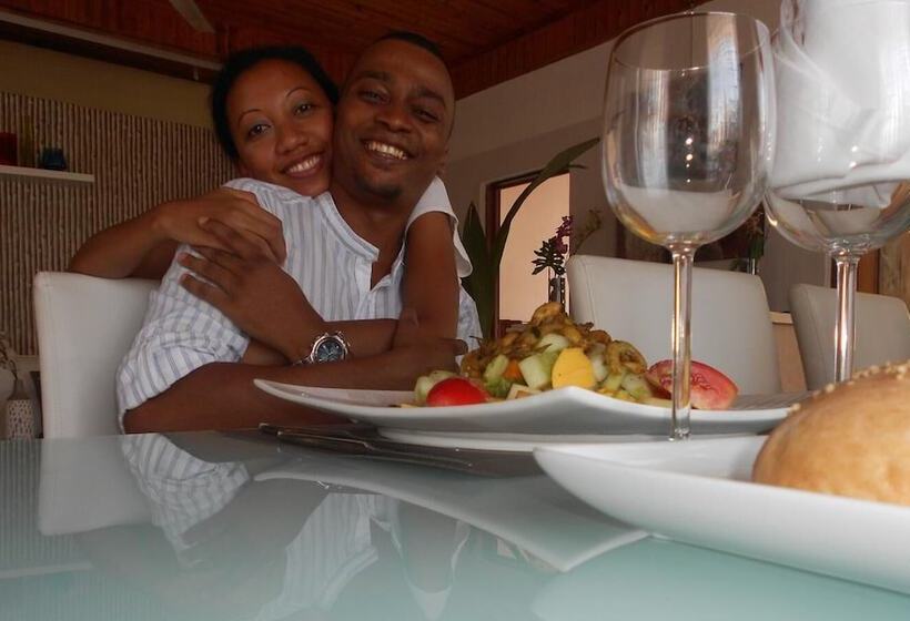 تختخواب و صبحانه Home Sakalava