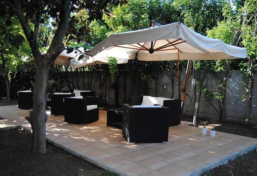 ベッドアンドブレックファースト Villa Del Mar