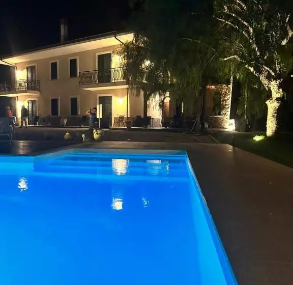 Aamiaismajoitus (B&B) Villa Le Torrette