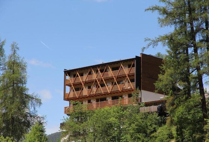 Bike & Ski Hotel Diana Karersee