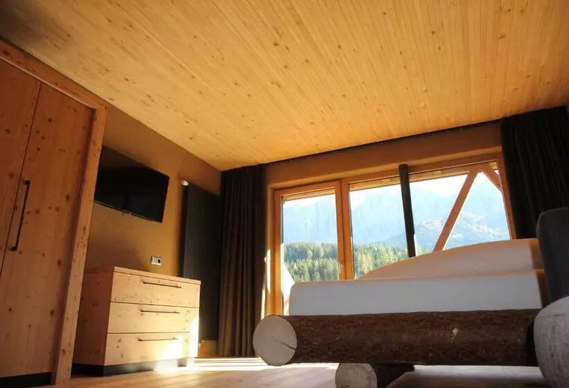 Bike & Ski Hotel Diana Karersee