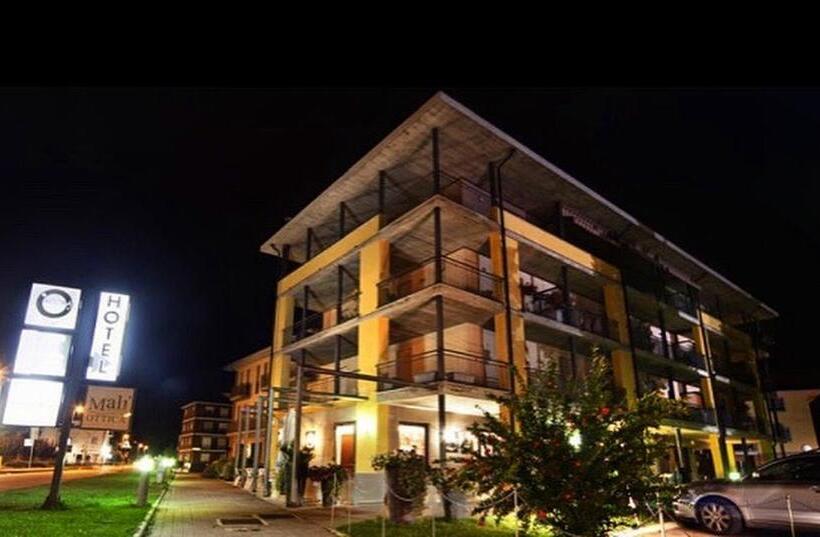 בית מלון כפרי Agorà