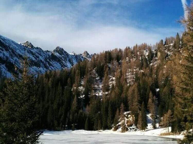 Отель Ariston S