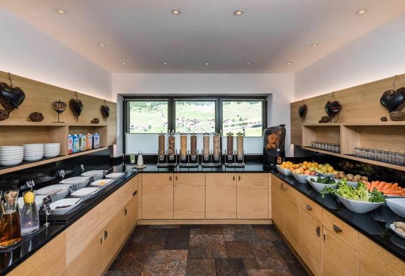 Hotel Biancaneve Family