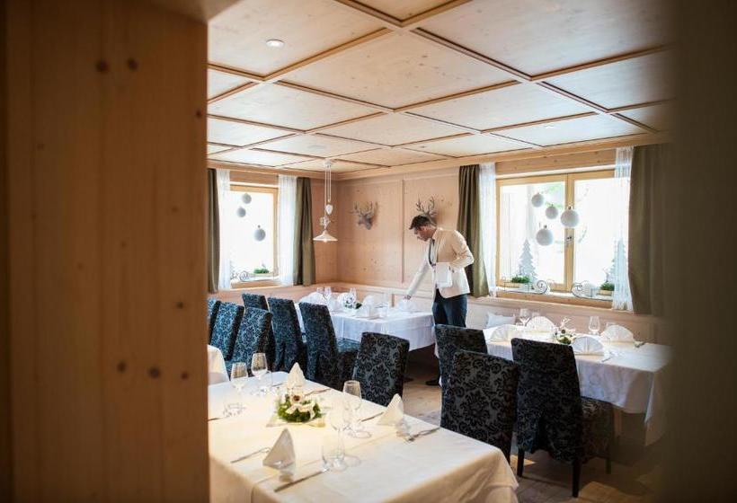 Hotel Biancaneve Family