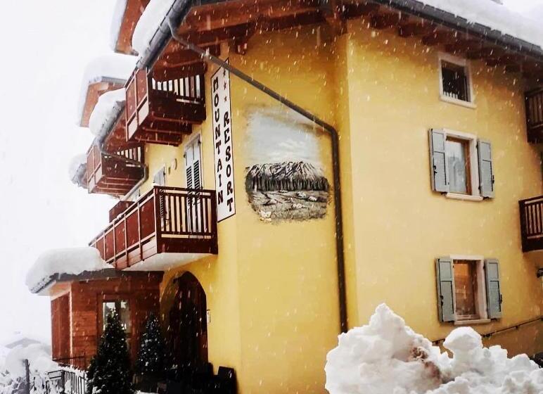 酒店 Garni Mountain Resort