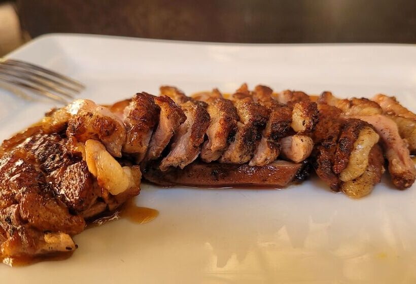 هتل Hôtel Restaurant Le Combava