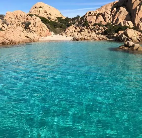 هتل La Lampara