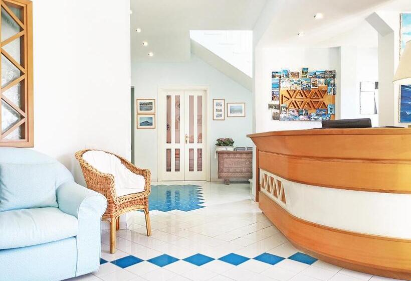 Отель La Lampara