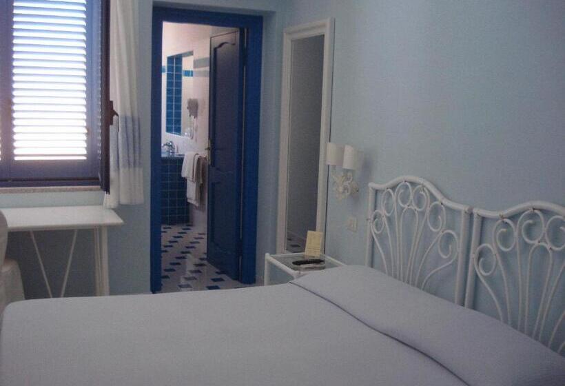 Отель La Lampara