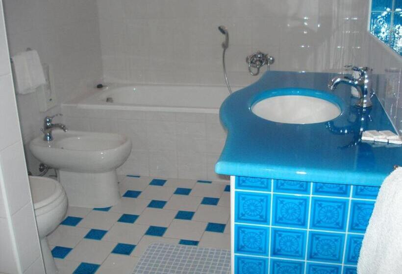 Отель La Lampara