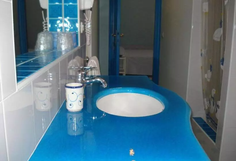 هتل La Lampara