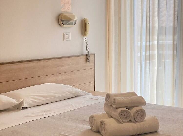 هتل Ravello Adults Only