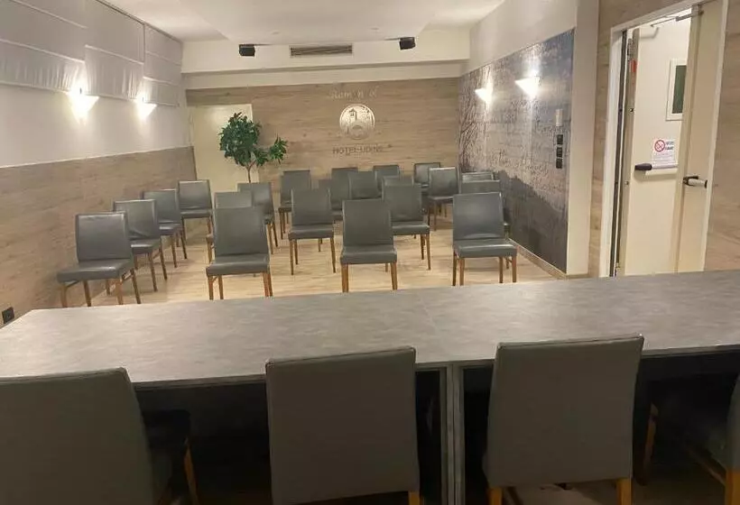 هتل Residence Ristorante Ramandolo