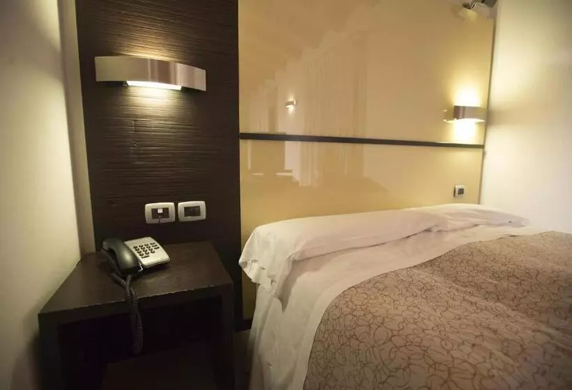 هتل Residence Ristorante Ramandolo
