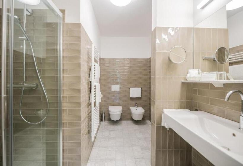 Отель Tre Cime Sesto   Sexten