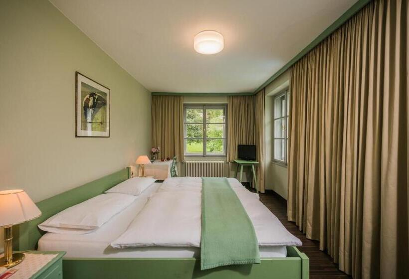 Отель Tre Cime Sesto   Sexten