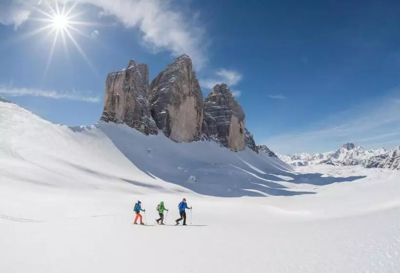 Hotelli Tre Cime Sesto   Sexten