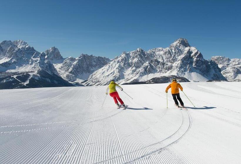 Отель Tre Cime Sesto   Sexten