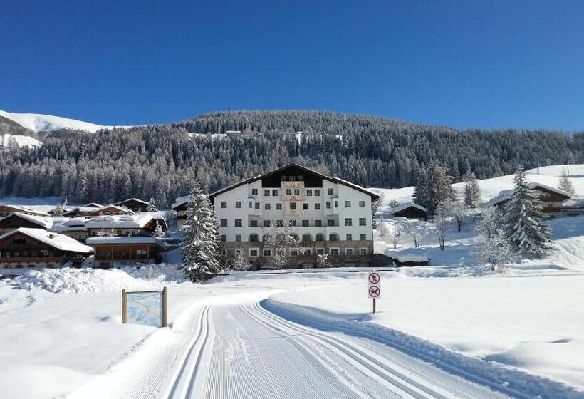 Отель Tre Cime Sesto   Sexten