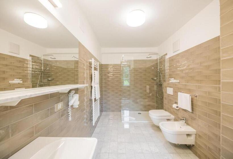 Отель Tre Cime Sesto   Sexten