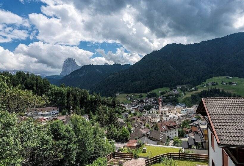 Residence Cesa Sassela