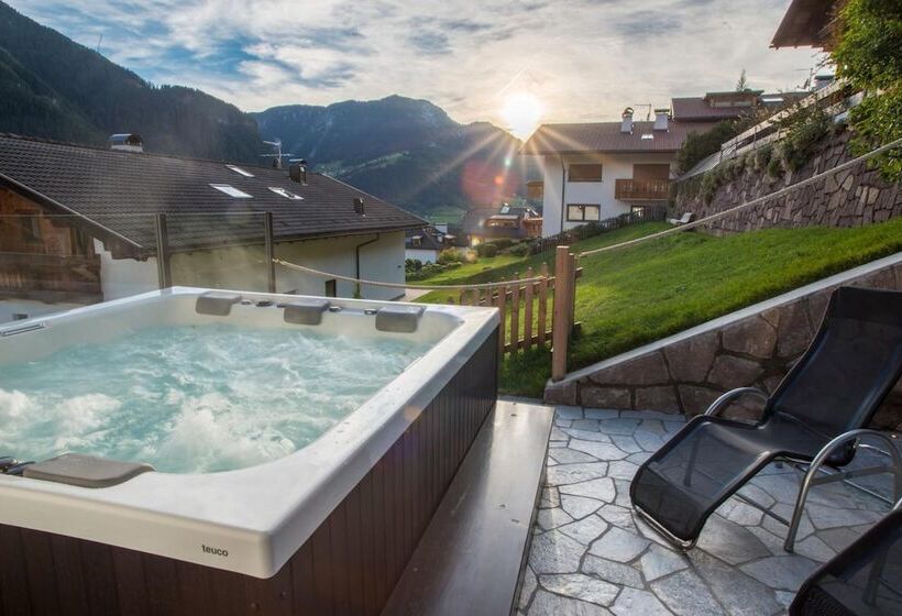 Residence Cesa Sassela