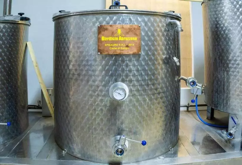 تختخواب و صبحانه Guest House Birrificio Abruzzese