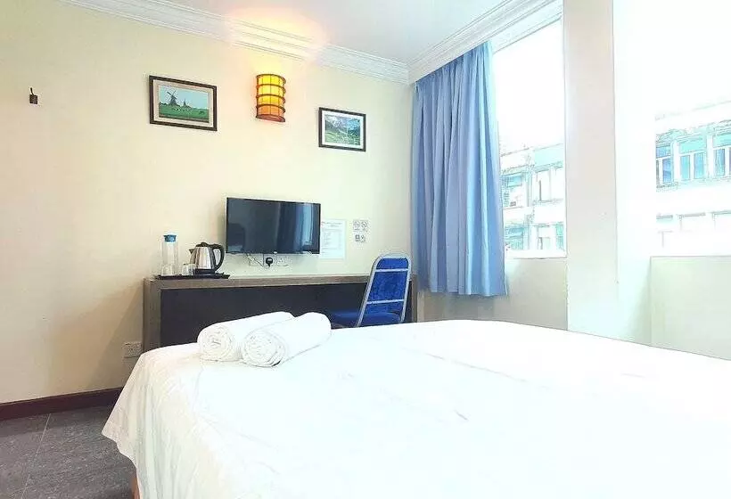 ホテル Capital O 90939 Sandakan Central