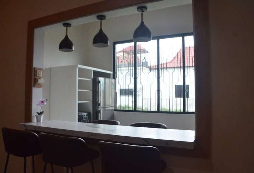 Hotel Capital O 93719 Homestay Omah Bidadari