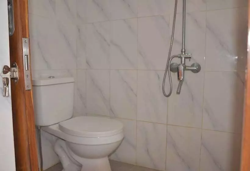 Hotelli Capital O 93719 Homestay Omah Bidadari