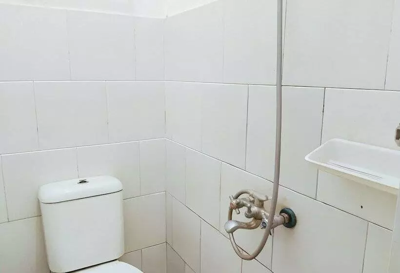 Hotel Eleven Guest House Syariah