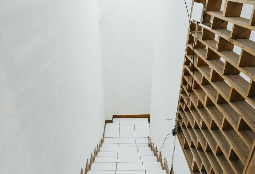 בית מלון כפרי Eleven Guest House Syariah