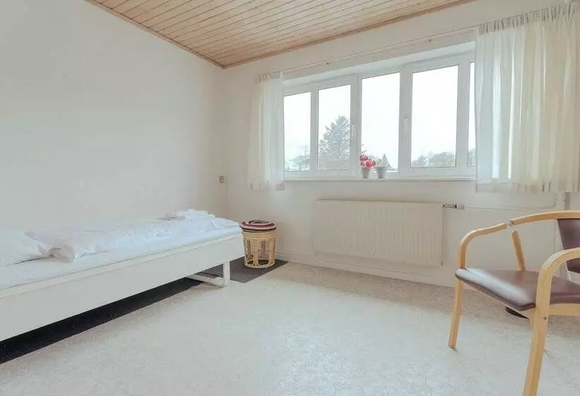 Majatalo The Cookie Store Guesthouse