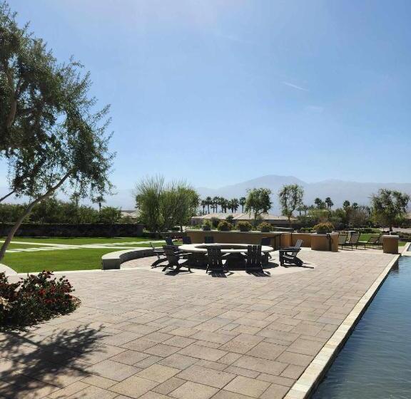 פנסיון Trilogy Polo Club   Casita