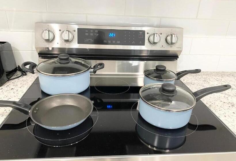 Hostel All Women Dorms Private Bathroom All Men Dorms No Mix Dorms Free Sunday Bbq Wifi Long Term S