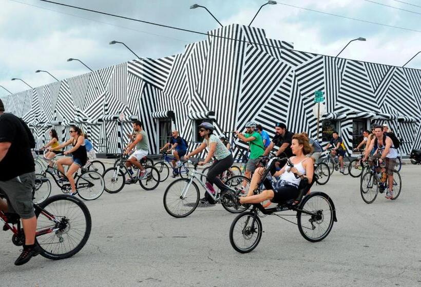 Hostel All Women Dorms Private Bathroom All Men Dorms No Mix Dorms Free Sunday Bbq Wifi Long Term S