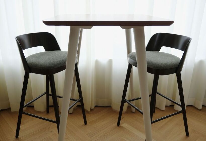 Hood House Kassel Volldigitales Serviced Apartment