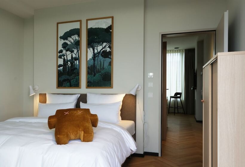 Hood House Kassel Volldigitales Serviced Apartment