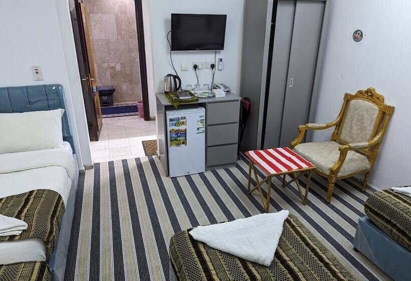 Отель Burj Al Diyafa Mubarak