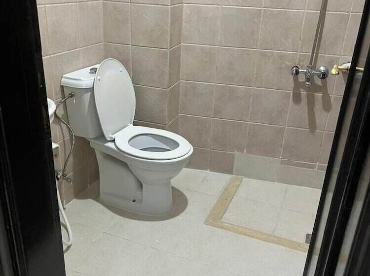 Отель Burj Al Diyafa Mubarak