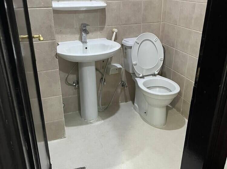 Отель Burj Al Diyafa Mubarak