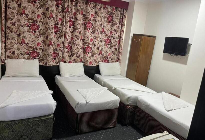 Отель Burj Al Diyafa Mubarak