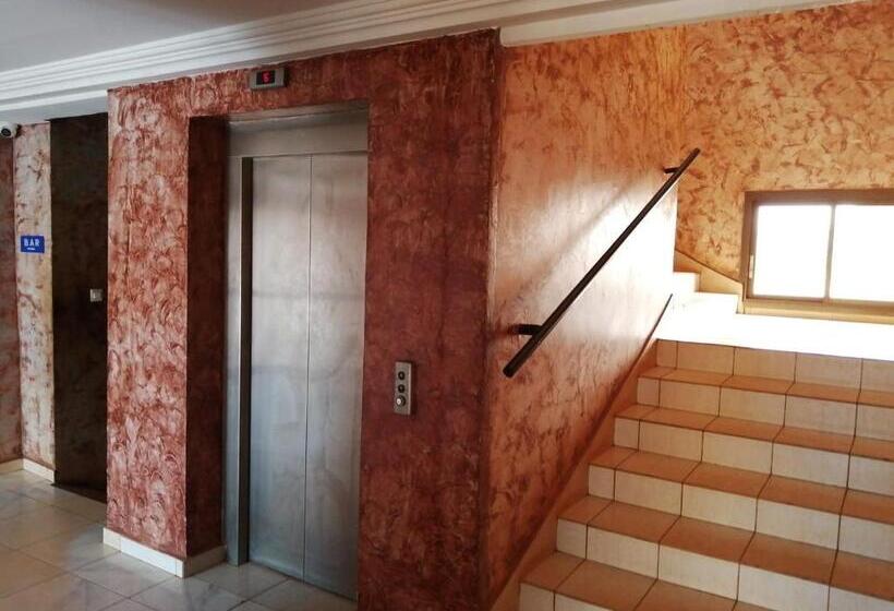 هتل Mako Palace Hôtel