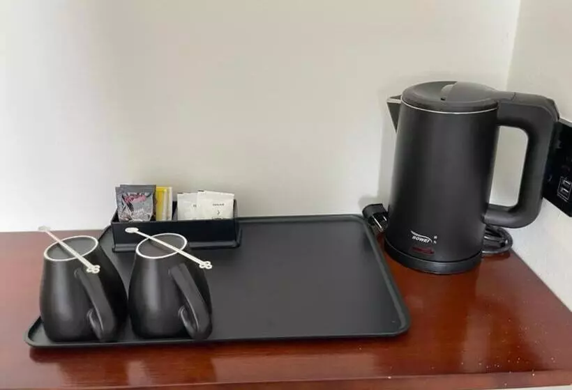 ホテル Soho Tabuan Kuching