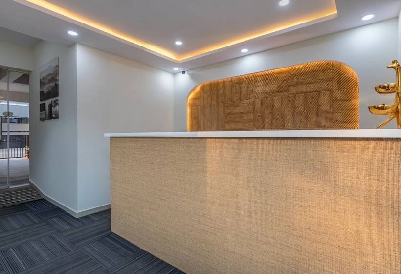 Hotel Treebo Samanvaya Retreat, Mysore