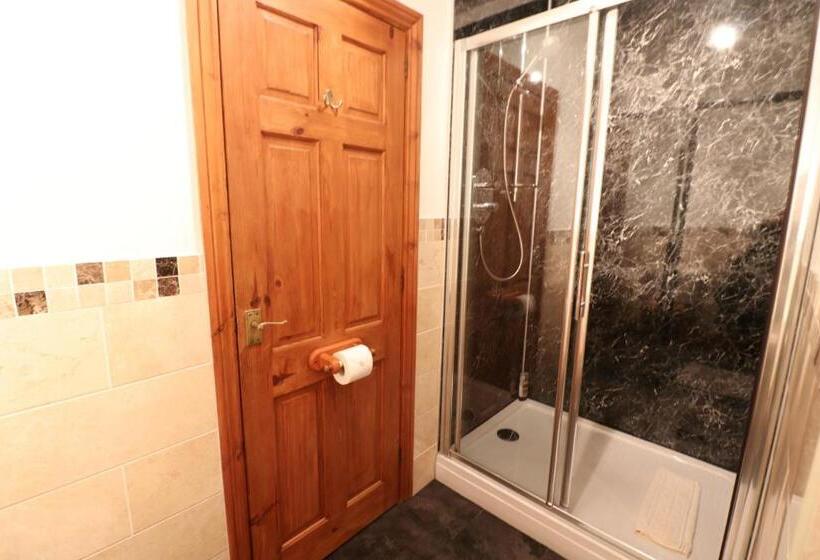 ベッドアンドブレックファースト Jolly Farmers Guest House