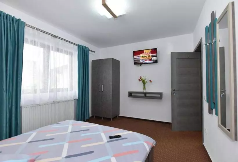 Majatalo Casa Natalia Bușteni