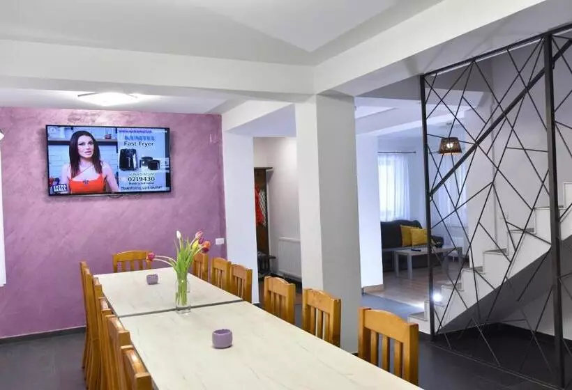 Majatalo Casa Natalia Bușteni